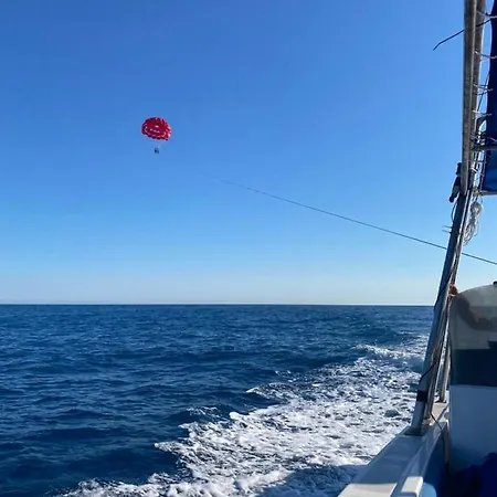 Apartamento Coral Bay Modern Renovated By The Sea Paphos