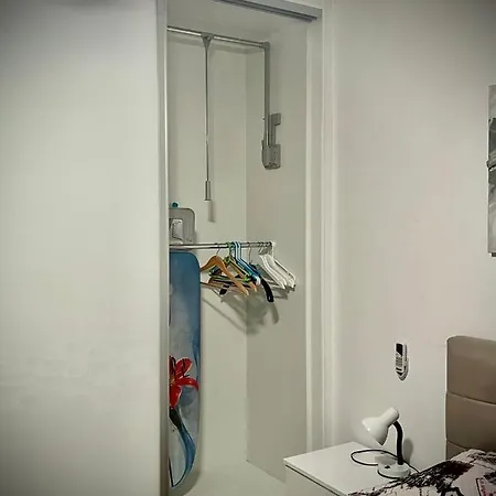 아파트 Coral Bay Modern Renovated By The Sea